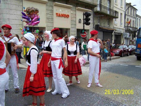 Danses basques au carnaval de Périgueux